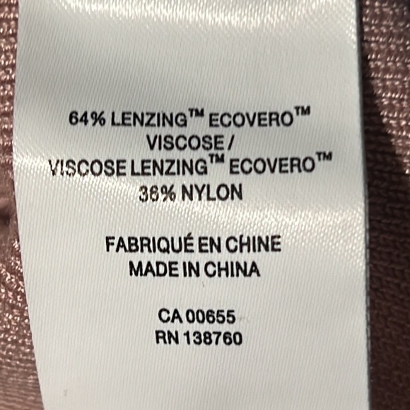 Reitmans Ribbed Top with Crossover Halter Neckline Blush Size XXL - Picture 5 of 8